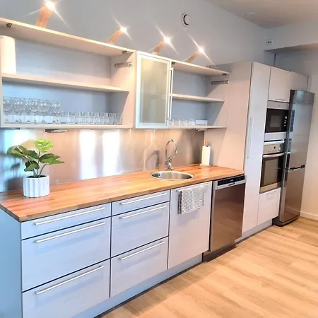 Im Apartments - With Private Jacuzzi And Sauna In The Heart Of Vaasa Exterior photo